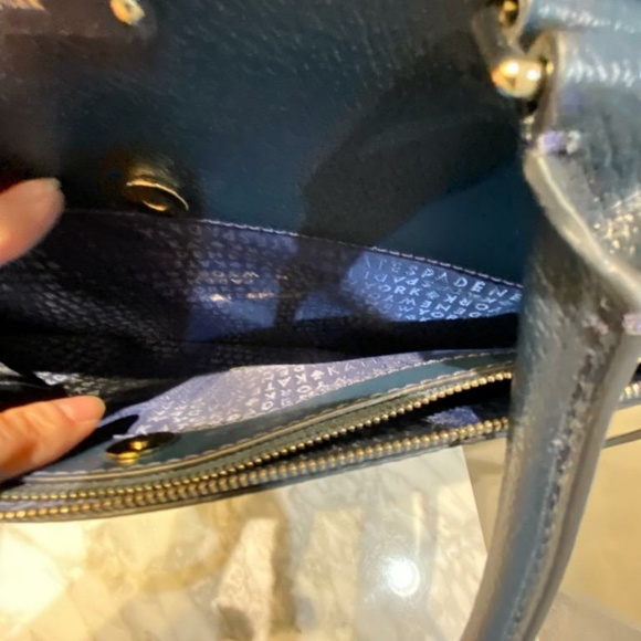 Large shoulder tote - Picture 5 of 7